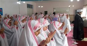 اجرای طرح «کیفی‌سازی نماز» در مدارس امام رضا(ع) 