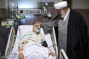 حجت الاسلام قرائتی در بیمارستان بستری شد/عیادت رئیس دفتر رهبری