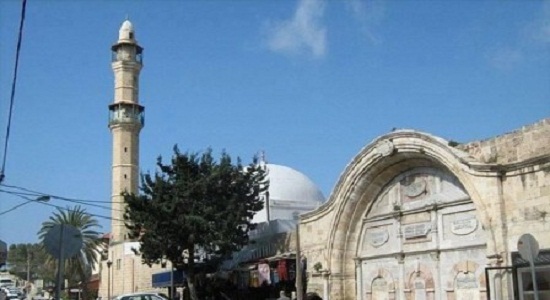 نصب دوربین مراقبت در مسجد یافا خشم نمازگزاران را بر انگیخت