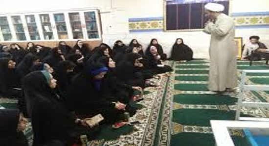 برگزاری دوره تخصصی «یاور نماز» در حوزه خواهران لرستان