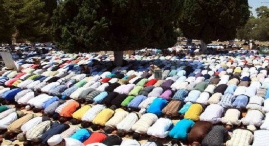  اقامه نماز ۳۵ هزار فلسطینی در مسجدالاقصی