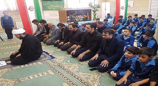 اقامه روزانه بیش از ۳ هزار و ۸۰۰ نماز جماعت در مدارس استان اصفهان 