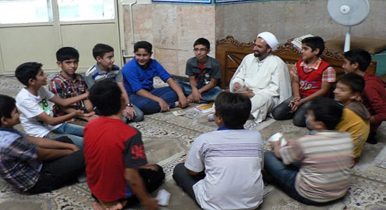 ترغیب کودکان به مسجد و نکات دوازده گانه