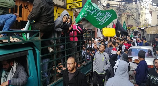راهپیمایی نمازگزاران لبنانی مقابل مساجد «صیدا» علیه «معامله قرن»