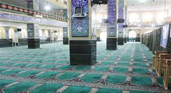 مساجد تهران در هنگام اذان برای اقامه نماز فرادا و تردد باز هستند