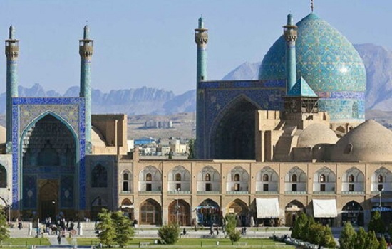 اقامه نماز جماعت روزانه در بیش از ۳ هزار و ۵۰۰ مسجد استان اصفهان