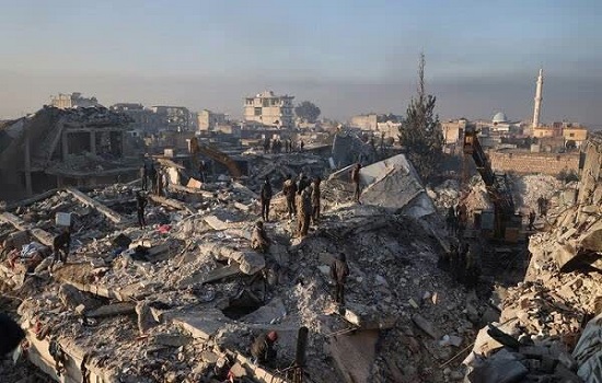 اقامه نماز در سوریه و امارات برای قربانیان زلزله