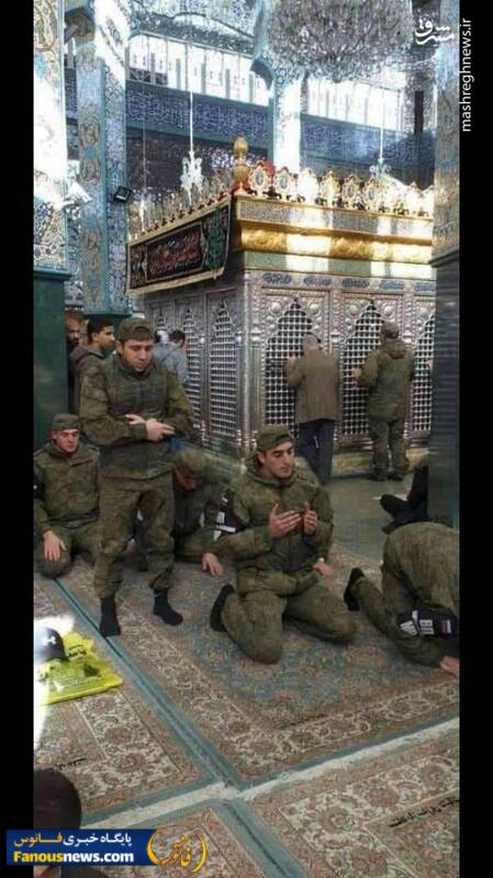 عکس | نماز سربازان روس در حرم حضرت زینب<br />
اقامه نماز چند تن از سربازان مسلمان روس در حرم حضرت زینب(س) در شهر دمشق سوریه.